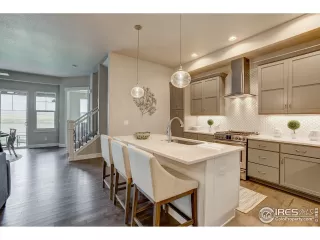 Photo #3: 902051 Listing