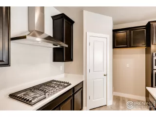 Photo #4: 902161 Listing