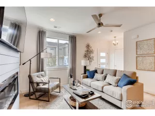 Photo #2: 902167 Listing