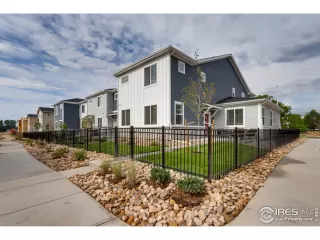 Photo #6: 902167 Listing