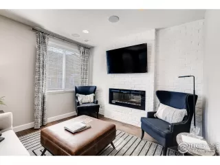 Photo #6: 902173 Listing