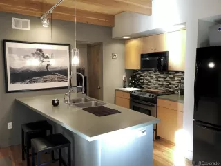 Photo #2: 9022438 Listing