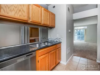 Photo #5: 902251 Listing 