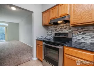 Photo #6: 902251 Listing 