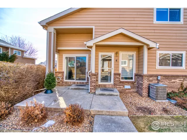 MLS: 902253 Condo For Sale