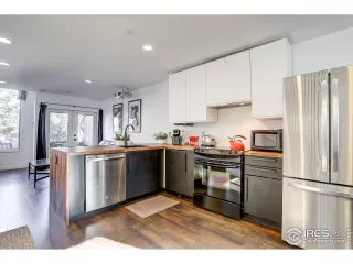 Photo #6: 902279 Listing 