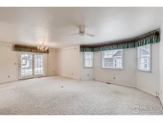 Photo #6: 902369 Listing