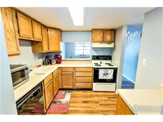 Photo #6: 902417 Listing