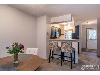 Photo #5: 902424 Listing 