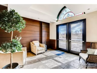 Photo #2: 902429 Listing