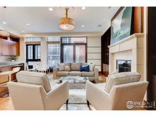 Photo #6: 902429 Listing