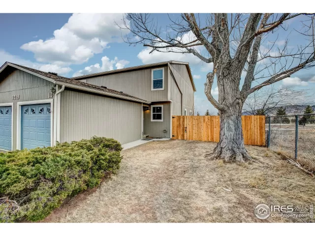 MLS: 902431 Condo For Sale