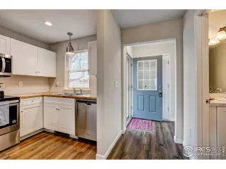 Photo #6: 902431 Listing