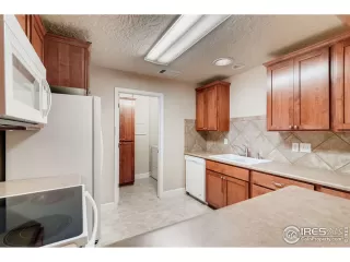 Photo #4: 902535 Listing