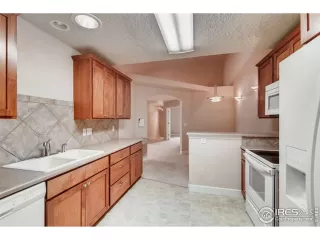 Photo #5: 902535 Listing