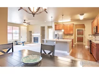 Photo #4: 902554 Listing