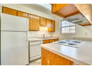 Photo #6: 902581 Listing