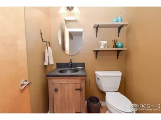 Photo #6: 902618 Listing