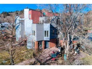 Photo #5: 902639 Listing