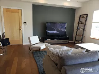 Photo #2: 902713 Listing