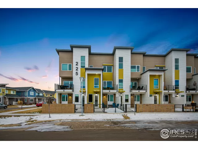 MLS: 902735 Condo For Sale