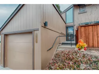 Photo #2: 902739 Listing