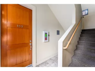 Photo #4: 9027786 Listing