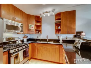 Photo #4: 902780 Listing