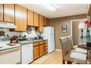 Photo #5: 902808 Listing