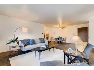 Photo #2: 902833 Listing