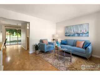 Photo #5: 902918 Listing