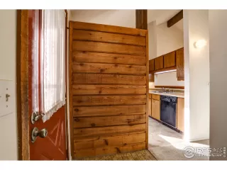 Photo #5: 902969 Listing