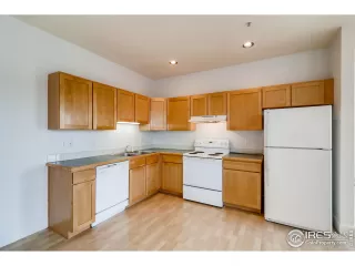 Photo #5: 903007 Listing