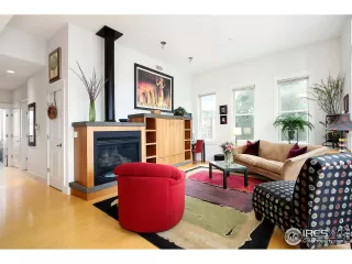 Photo #3: 903089 Listing