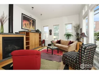 Photo #4: 903089 Listing