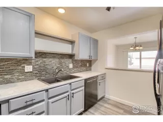 Photo #5: 903255 Listing