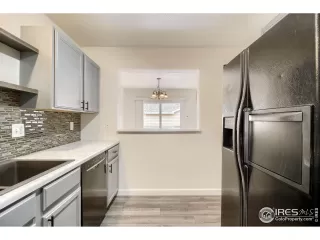 Photo #6: 903255 Listing