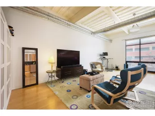 Photo #6: 903297 Listing