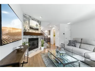 Photo #2: 9033207 Listing 