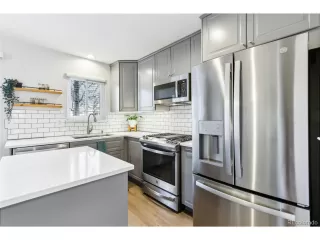 Photo #6: 9033207 Listing 