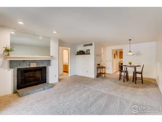 Photo #6: 903337 Listing