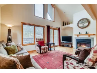 Photo #1: 903342 Listing