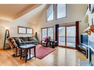 Photo #4: 903342 Listing