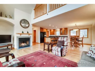 Photo #5: 903342 Listing