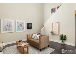 Photo #4: 903352 Listing