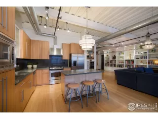 Photo #4: 903391 Listing