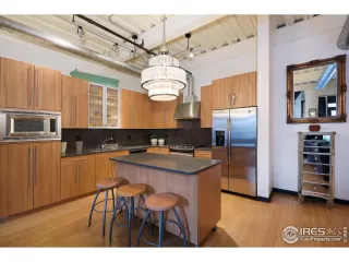 Photo #5: 903391 Listing