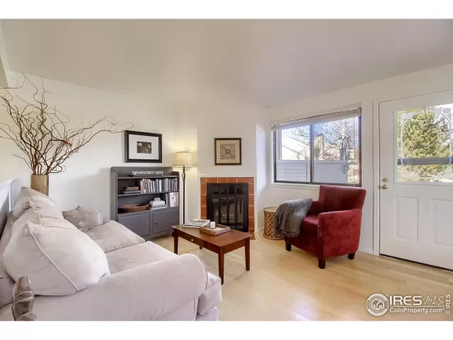 MLS: 903428 Condo For Sale