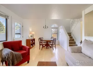 Photo #4: 903428 Listing 