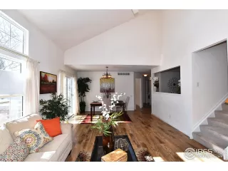 Photo #4: 903444 Listing